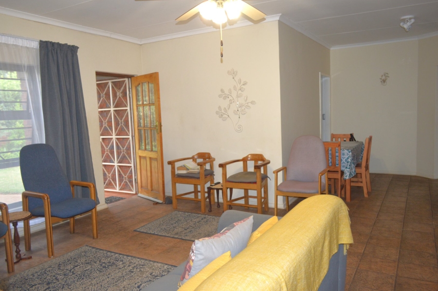3 Bedroom Property for Sale in Flamwood North West